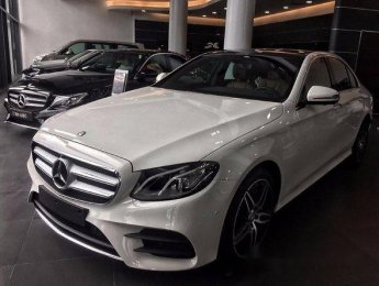 Mercedes-Benz E class E300 AMG 2017 - Bán ô tô Mercedes E300 AMG đời 2017, màu trắng, nhập khẩu nguyên chiếc