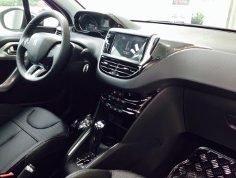 Peugeot 208 2017 - Peugeot Phú Mỹ Hưng cần bán Peugeot 208 năm 2017, nhập khẩu nguyên chiếc