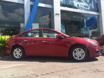 Chevrolet Cruze LTZ 1.8 2017 - Hỗ trợ mua xe Chevrolet Cruze LTZ, trả trước 130 triệu ra biển số lấy xe, LH Nhung 0907148849