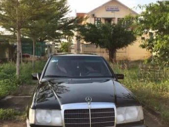 Mercedes-Benz E class  E300  1990 - Bán Mercedes E300 năm 1990, màu đen 