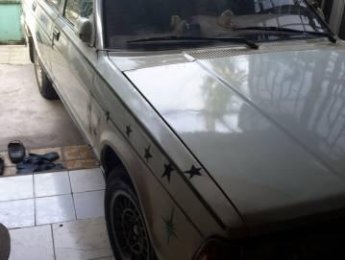 Nissan Bluebird 1982 - Cần bán lại xe Nissan Bluebird năm 1982