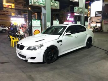 BMW M5 5.0 2007 - Bán ô tô BMW M5 5.0 đời 2007, màu trắng, nhập khẩu