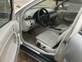 Mercedes-Benz C C180 2005 - Cần bán Mercedes C180 sản xuất 2005, xe nhập