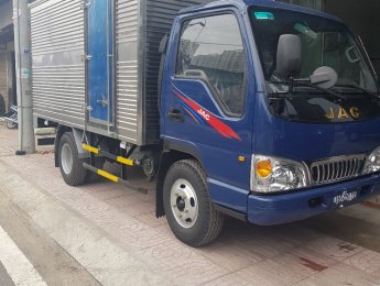 JAC HFC 2017 - Bán gấp xe tải Jac 2t4 đời 2017, trả góp 95% giá trị xe