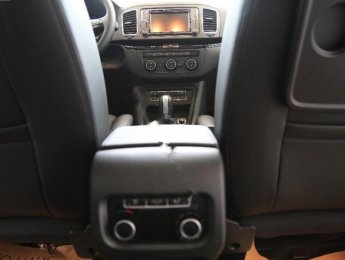 Volkswagen Sharan 2017 - Cần bán xe Volkswagen Sharan đời 2017, màu trắng, nhập khẩu