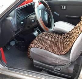 Nissan Sunny 1988 - Cần bán Nissan Sunny năm 1988