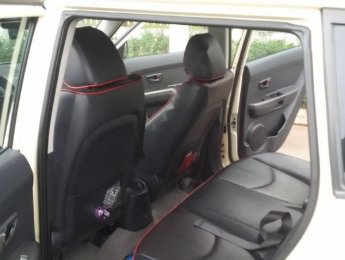 Kia Soul 4U 2009 - Cần bán Kia Soul 4U 2009, màu kem (be), nhập khẩu nguyên chiếc số tự động, giá 389tr