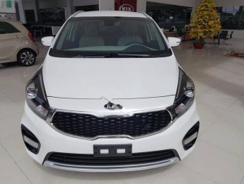 Kia Rondo GAT 2018 - Bán Kia Rondo GAT đời 2018, màu trắng, giá chỉ 669 triệu