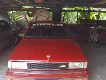 Nissan Bluebird SSS 1992 - Cần bán Nissan Bluebird SSS đăng ký lần đầu 1992, màu đỏ nhập khẩu nguyên chiếc, giá tốt 38 triệu