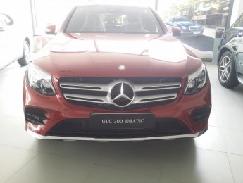 Mercedes-Benz Smart GLC 300 4MATIC 2018 - Bán xe Mercedes GLC 300 màu đỏ giá tốt. Giao xe ngay