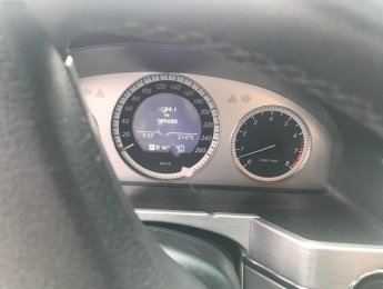 Mercedes-Benz GLK Class 4Matic 2009 - Bán Mercedes GLK  4Matic năm 2009, màu trắng chính chủ, giá chỉ 720 triệu