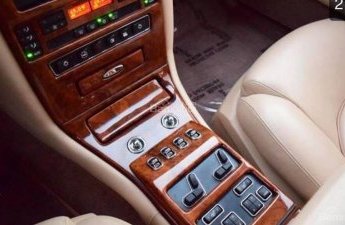 Rolls-Royce Silver 2000 - Bán xe Rolls-Royce Corniche năm 2000, màu trắng, nhập khẩu