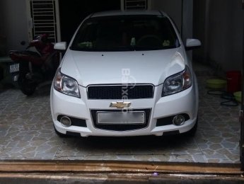 Chevrolet Aveo 2014 - Cần bán xe Chevrolet Aveo đời 2014, màu trắng