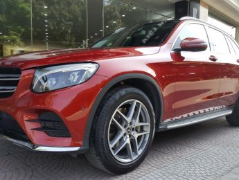 Mercedes-Benz Smart GLC 300 2017 - Bán Mer GLC 300 SX 2017, màu đỏ, nội thất kem