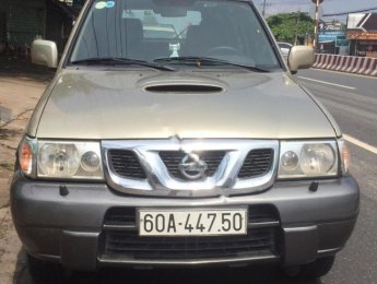 Nissan Terrano 2.7 2003 - Gia đình bán xe Nissan Terrano 2.7 đời 2003, màu vàng, xe nhập