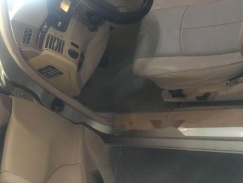 Mercedes-Benz E class   2000 - Cần bán xe Mercedes sản xuất năm 2000, màu bạc, giá tốt