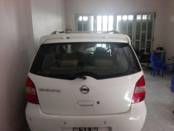 Nissan Grand livina 2011 - Cần bán Nissan Grand livina sản xuất năm 2011, màu trắng