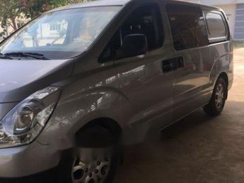 Hyundai Grand Starex 2012 - Bán ô tô Hyundai Grand Starex 2012, màu bạc, giá 330tr