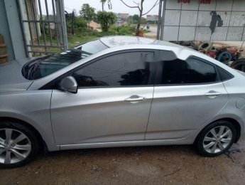 Hyundai Accent 2015 - Bán ô tô Hyundai Accent đời 2015, màu bạc, giá tốt