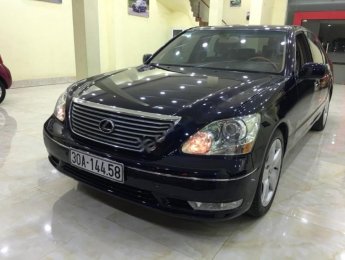 Lexus LS 430 2004 - Cần bán gấp Lexus LS 430 đời 2004, màu đen, xe nhập như mới giá cạnh tranh