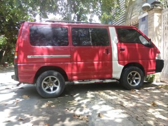 Mitsubishi Delica Star Wagon 2.4MT  1990 - Cần bán xe Mitsubishi Delica Star 1990, nhập khẩu, màu đỏ