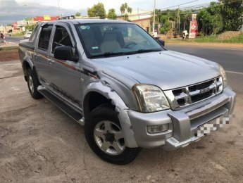 Isuzu Dmax 2005 - Cần bán xe Isuzu Dmax năm 2005, màu bạc xe gia đình