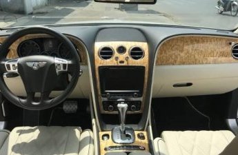 Bentley Continental 2014 - Bán Bentley Continental Flying Spur 6.0L đời 2014, màu trắng, xe nhập