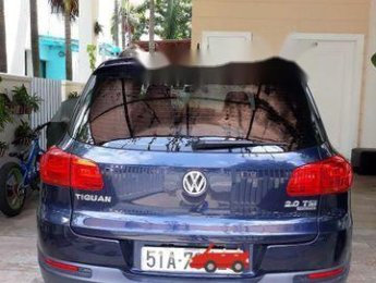Volkswagen Tiguan 2013 - Cần bán xe Volkswagen Tiguan năm 2013, nhập khẩu nguyên chiếc xe gia đình