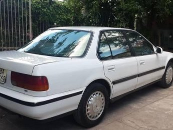 Honda Accord 2003 - Cần bán gấp Honda Accord đời 2003, màu trắng xe gia đình, 115tr