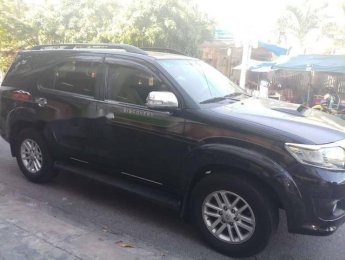 Toyota Fortuner 2013 - Cần bán Toyota Fortuner sản xuất 2013, màu đen chính chủ, giá tốt