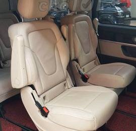 Mercedes-Benz V-Class V220 2016 - Bán xe Mercedes V220 màu đen 2016. Thanh toán 600 triệu nhận xe với gói vay ưu đãi