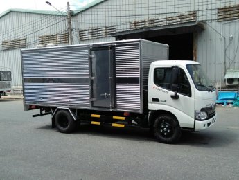 Hino 300 Series xzu 2017 - Giá tải thùng Hino 1,9 tấn XZU650 - bán xe tải Hino 1T9 thùng kín