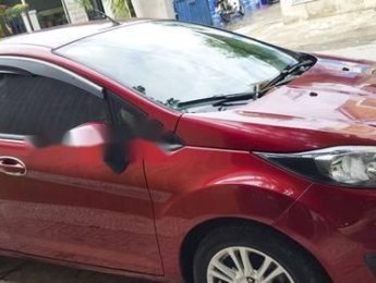 Ford Fiesta 2016 - Gia đình bán Ford Fiesta sản xuất 2016, màu đỏ