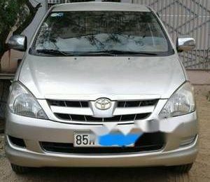 Toyota Innova 2006 - Bán ô tô Toyota Innova 2006, màu bạc, xe gia đình ít chạy