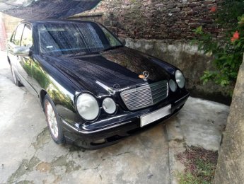 Mercedes-Benz E class E240 2000 - Bán xe Mercecdec E240 đời 2000, xe đẹp suất sắc, không lỗi nhỏ, bao test thợ