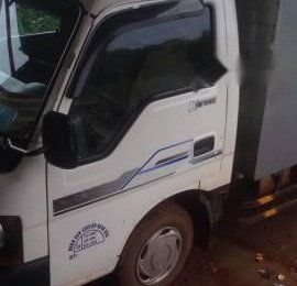 Kia K2700   2005 - Bán Kia K2700 đời 2005, màu trắng chính chủ giá cạnh tranh