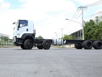 Xe tải Trên 10 tấn 2018 - Bán xe tải 4 chân 17 tấn 9 Isuzu, xe tải lắp ráp trong nước
