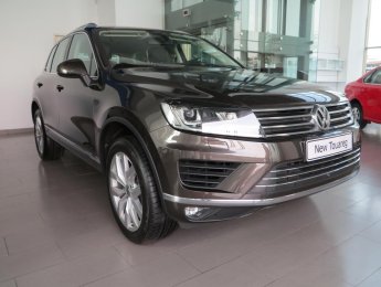 Volkswagen Touareg GP 2017 - Bán xe Touareg 3.6, V6 cỡ lớn, phong cách Châu Âu, LH: 0944064764 có giá tốt