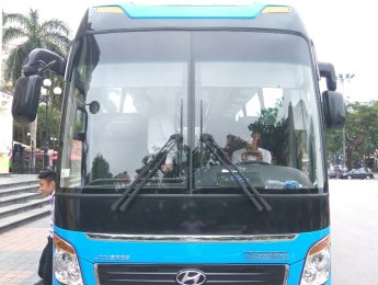 Hyundai Tracomeco Universe Xpress Weichai 2018 - Bán xe Hyundai Tracomeco Universe Xpress Weichai năm 2018, màu xanh lam