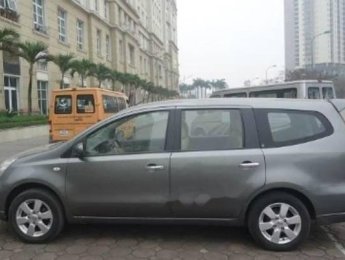 Nissan Livina   2011 - Cần bán xe Nissan Livina sản xuất năm 2011, màu xám, số tự động