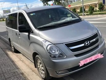 Hyundai Grand Starex 2015 - Bán Hyundai Grand Starex 2015, màu bạc như mới