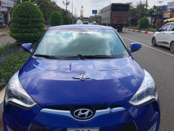 Hyundai Veloster 2011 - Gia đình bán gấp Hyundai Veloster sản xuất năm 2011, màu xanh lam, nhập khẩu nguyên chiếc 