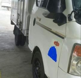 Hyundai Porter 1.25 2006 - Cần bán Hyundai Porter năm sản xuất 2006, màu trắng giá cạnh tranh