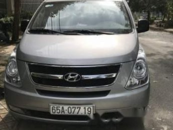 Hyundai Grand Starex 2015 - Bán Hyundai Grand Starex sản xuất 2015, màu bạc, xe nhập số sàn, giá chỉ 815 triệu