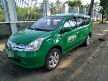 Nissan Livina 2011 - Cần bán Nissan Livina sản xuất 2011 như mới