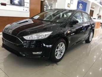 Ford Focus 2018 - Bán Ford Focus đời 2018, màu đen, nhập khẩu nguyên chiếc