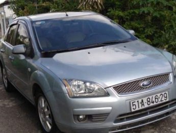 Ford Focus 2005 - Bán ô tô Ford Focus năm sản xuất 2005, màu bạc