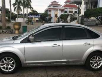 Ford Focus 2010 - Cần bán xe Ford Focus năm sản xuất 2010, màu bạc, giá chỉ 340 triệu