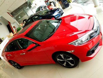 Honda Civic E 2018 - Bán Honda Civic 1.8E 2018, mới 100%, nhận ngay quà tết_LH 0975 999 239