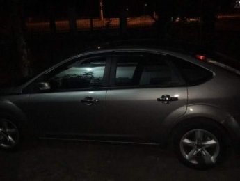 Ford Focus   2011 - Bán xe Ford Focus đời 2011, màu xám, giá chỉ 390 triệu